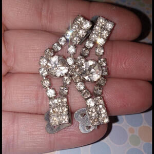 Vintage Rhinestone Shoe Clips. Silver Tone. 1960. Approx 2in. Beautiful